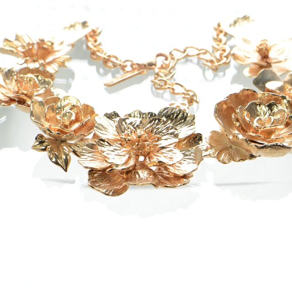 Oscar de la Renta Rose-gold Blooming Bold Flower Collar Necklace - Picture 4 of 11